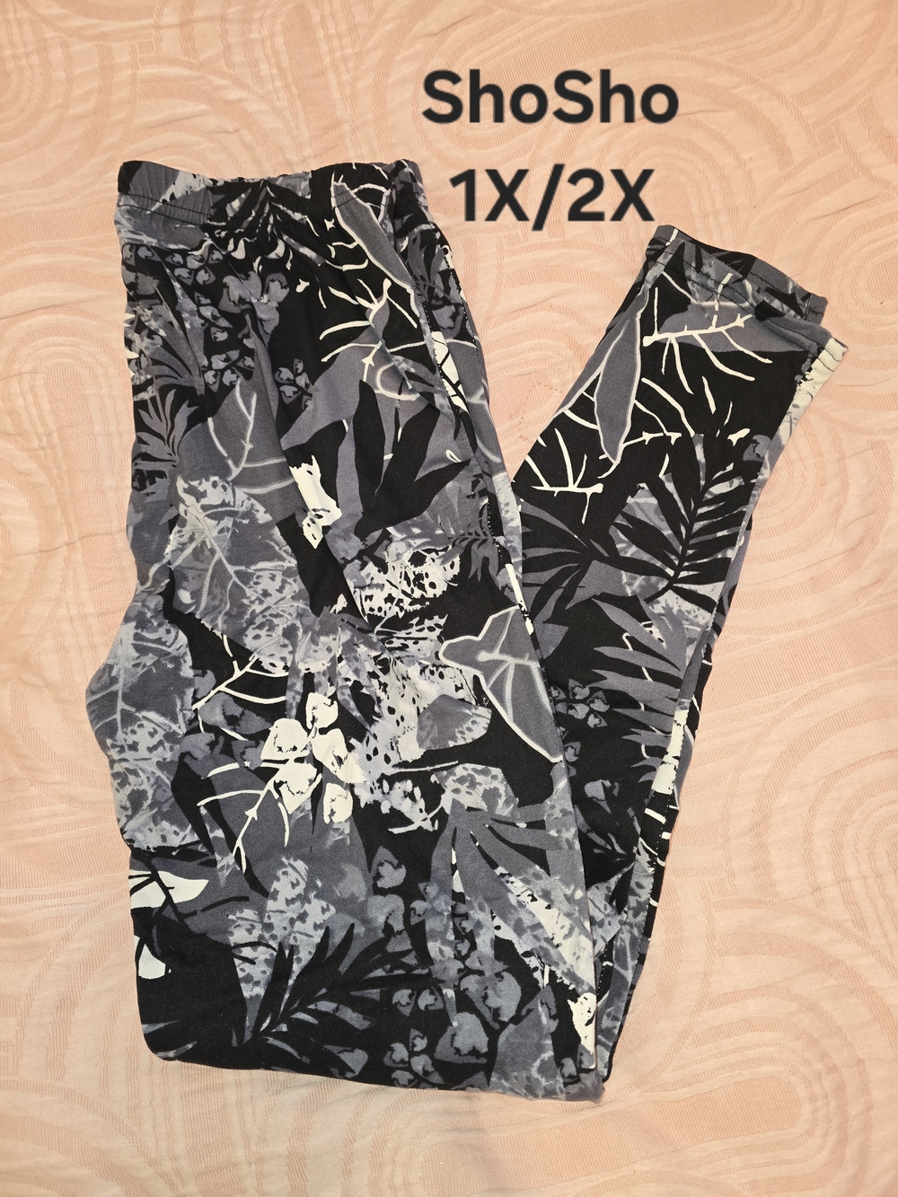 shosho Black & Gray Botanical Print Leggings
